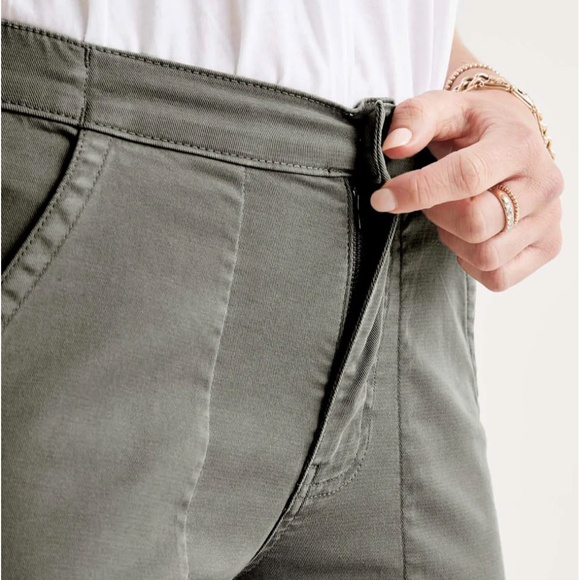 NWT DUER Women's Live Lite Jogger in Fatigue - Size Small - Picture 5 of 8